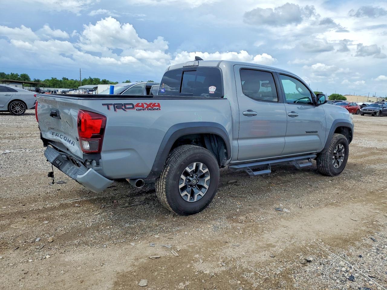 Toyota Tacoma Trd Off-road