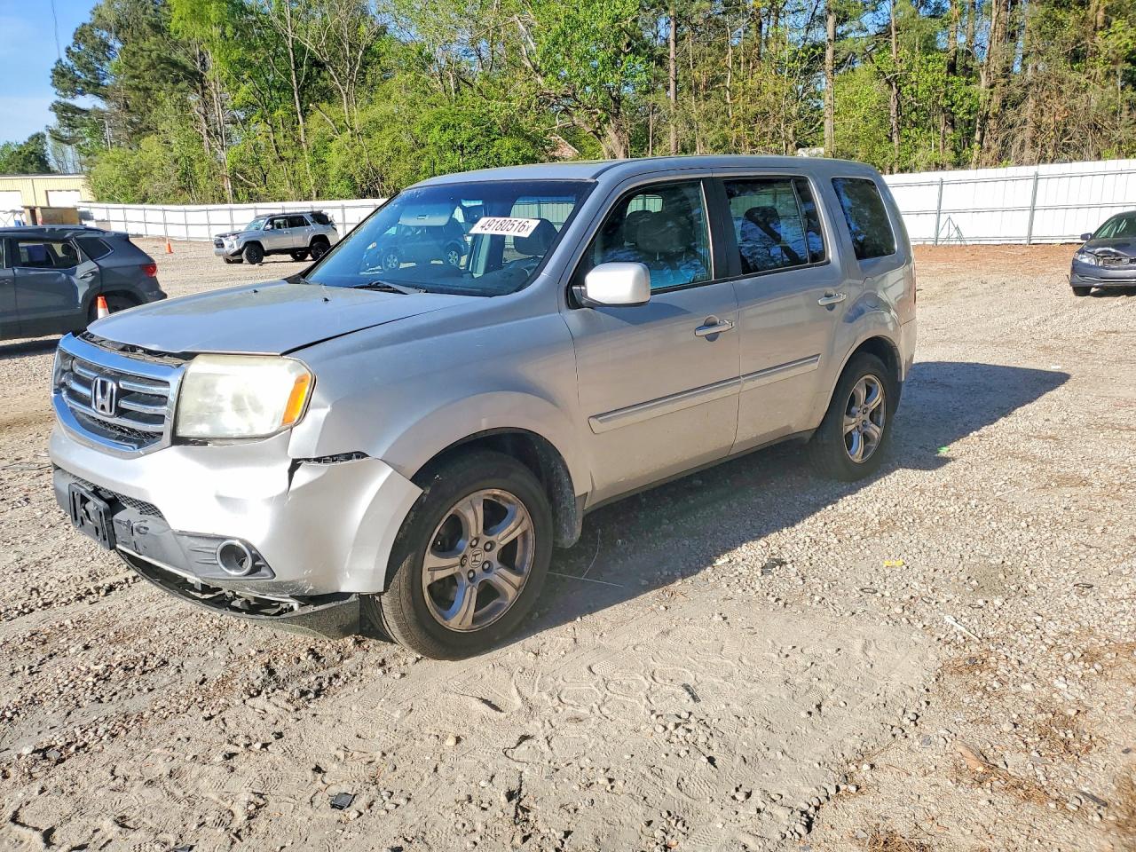 Salvage Honda Pilot Image