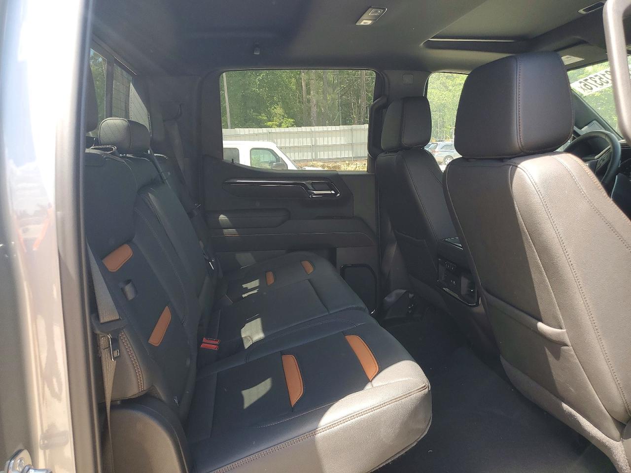 GMC Sierra K1500 At4