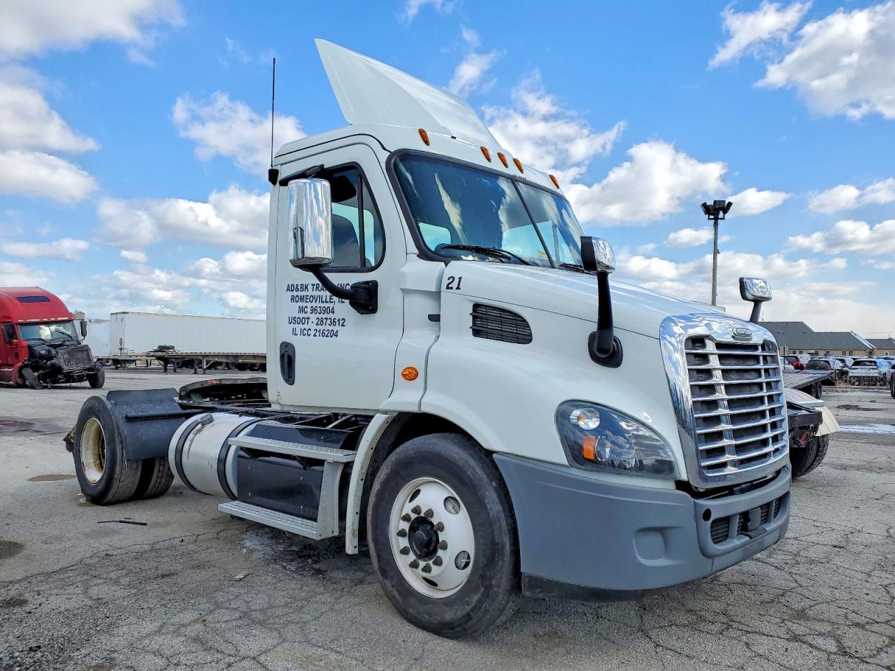 2016 Freightliner Cascadia 113