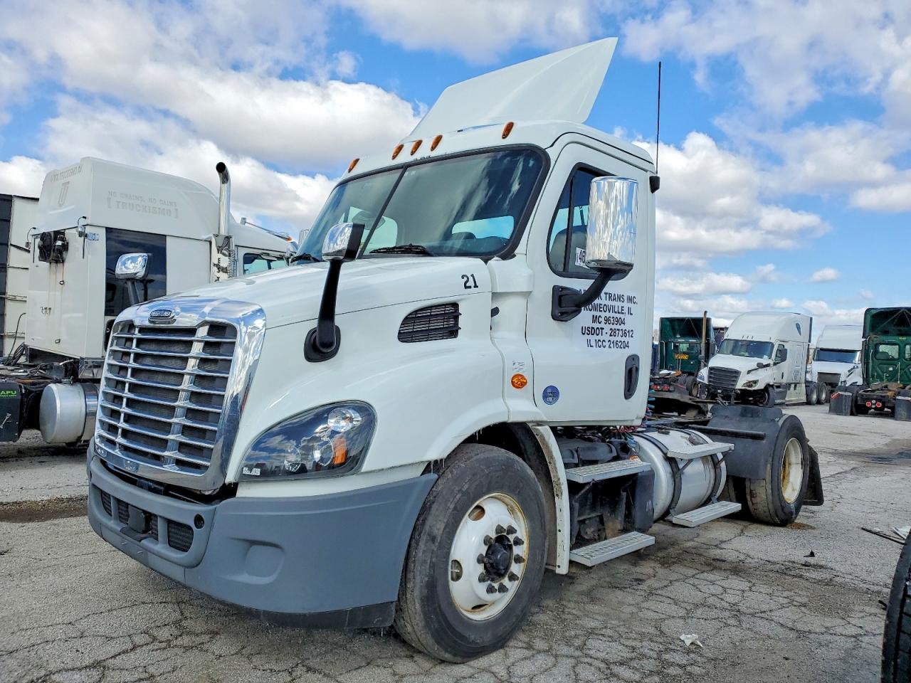 Freightliner Cascadia 113