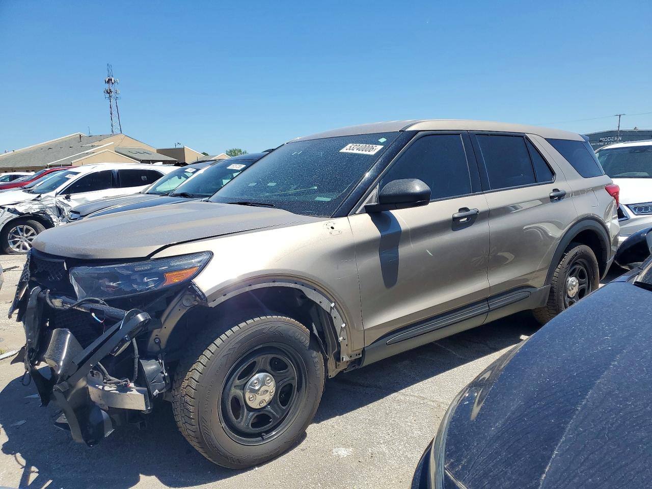 Salvage Ford Explorer Image