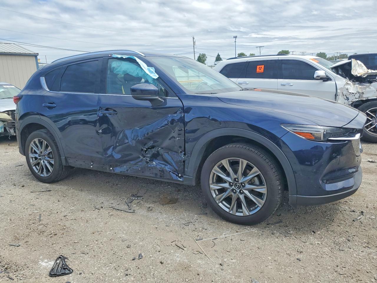 Mazda Cx Signature