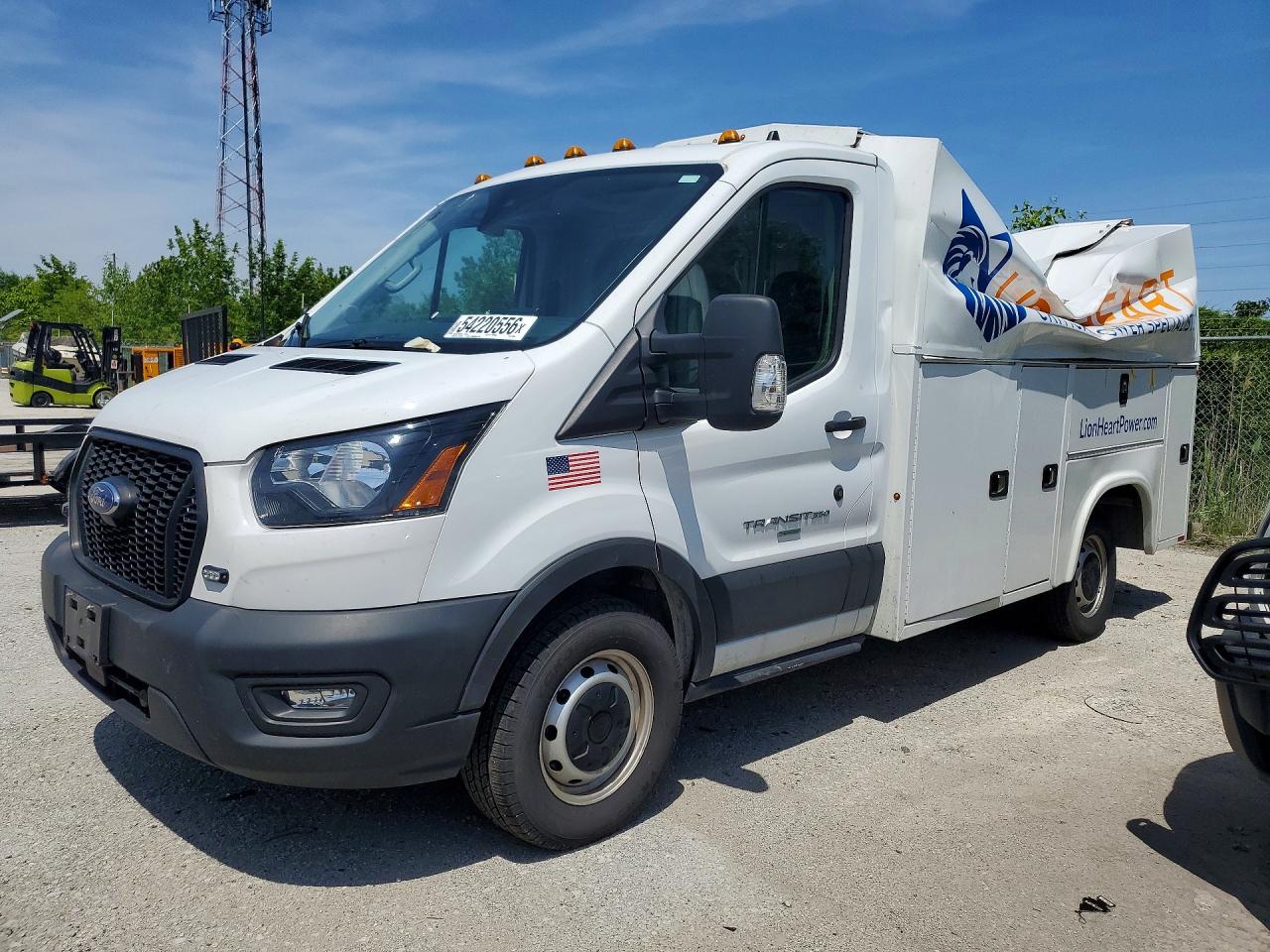Salvage Ford Transit Image