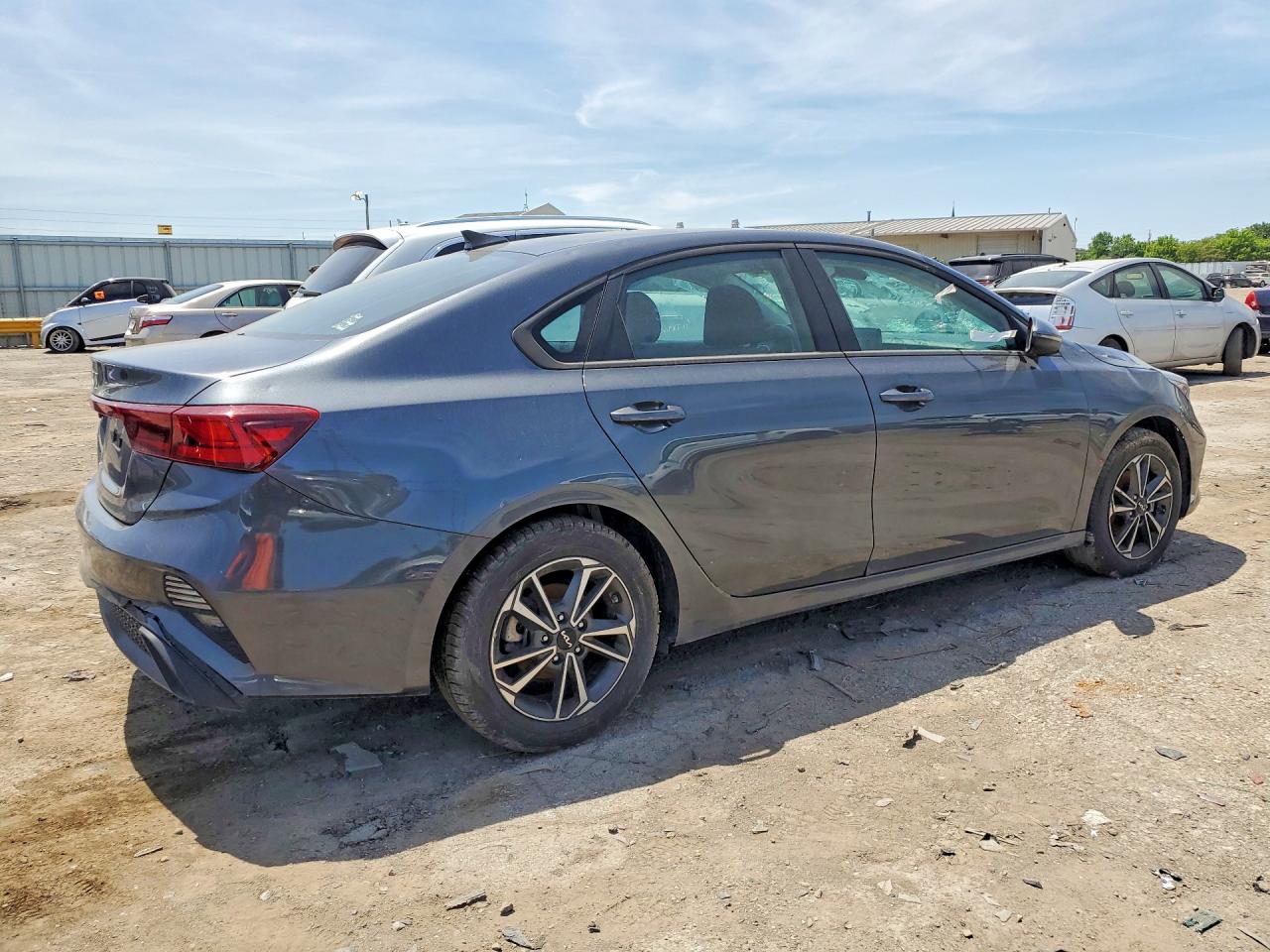 Kia Forte Lxs