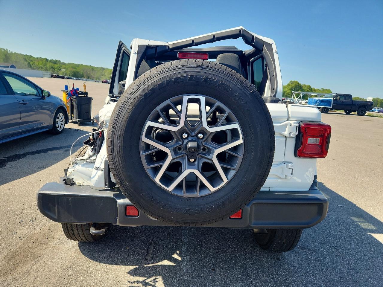 Jeep Wrangler Sahara