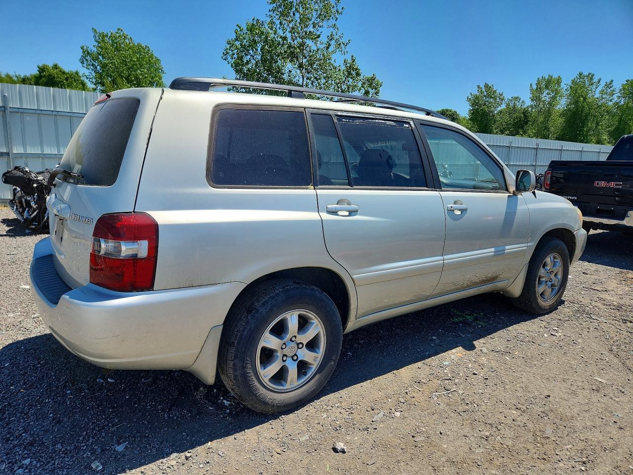 Toyota Highlander Base