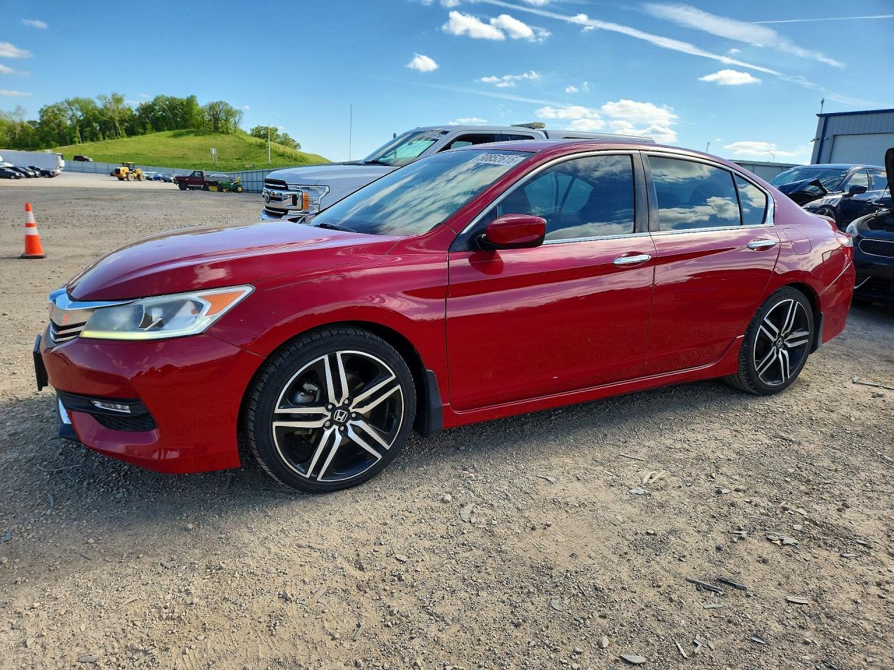 Salvage Honda Accord Image