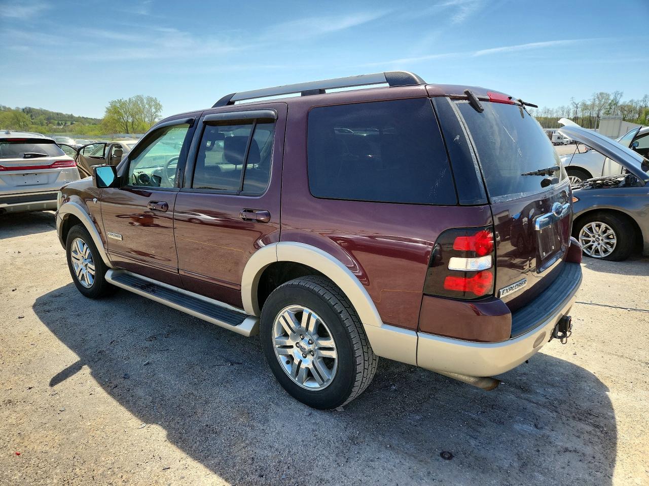 Ford Explorer Eddie Bauer