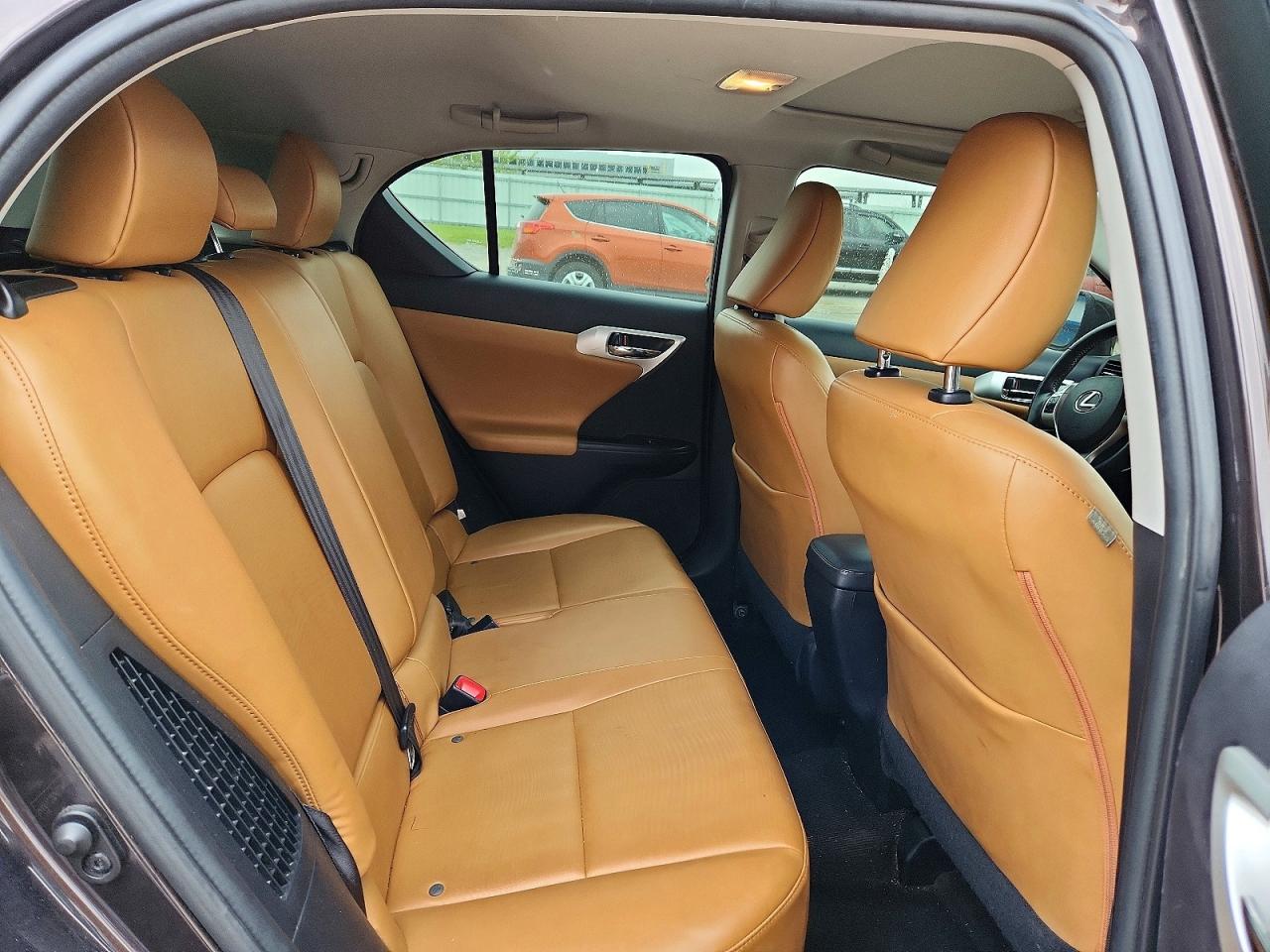 Lexus Ct 200