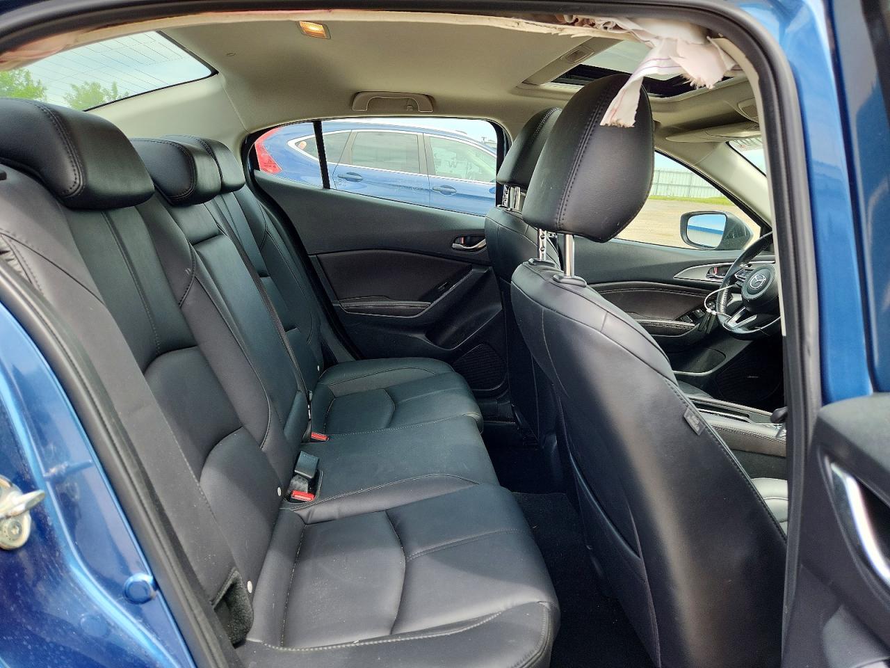 Mazda 3 Touring