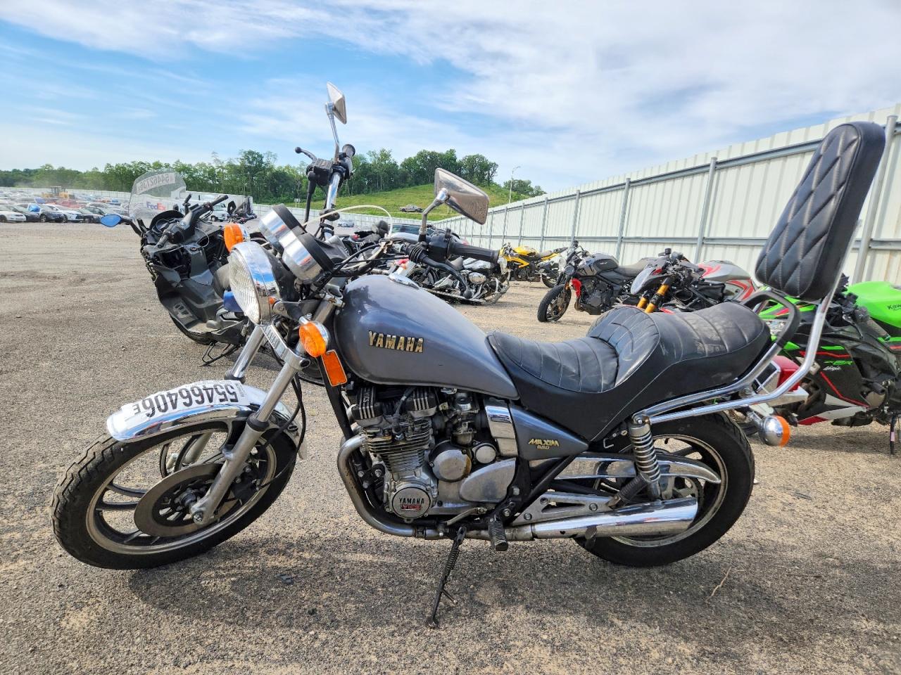 Yamaha Axiom 550