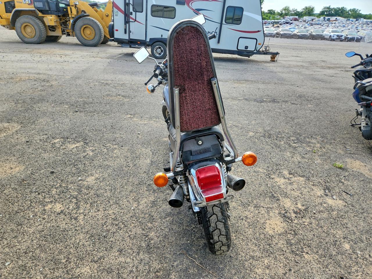 Yamaha Axiom 550