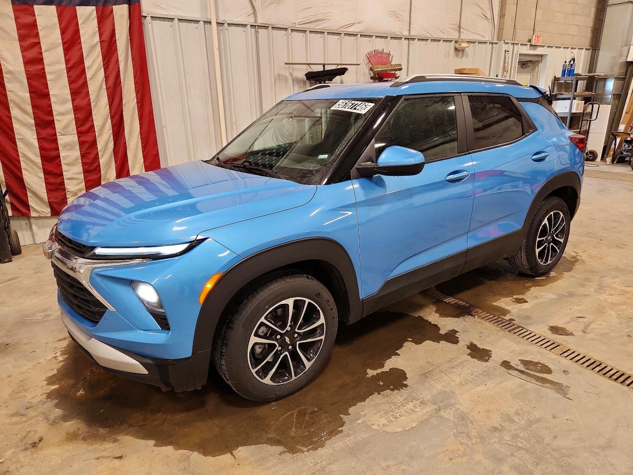 Salvage Chevrolet Trailblaze Image