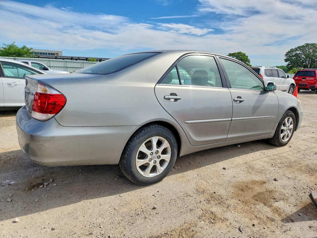 Toyota Camry Xle V6
