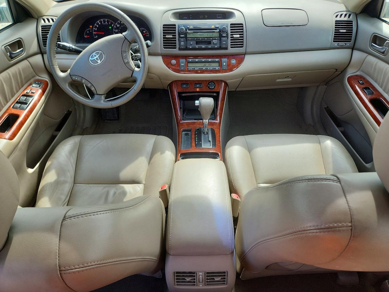 Toyota Camry Xle V6