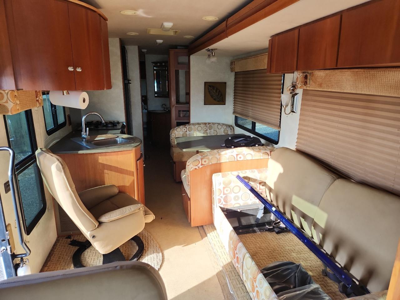 Freightliner Chassis X Line Motor Home