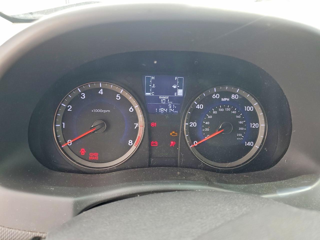 Hyundai ACCENT Gs