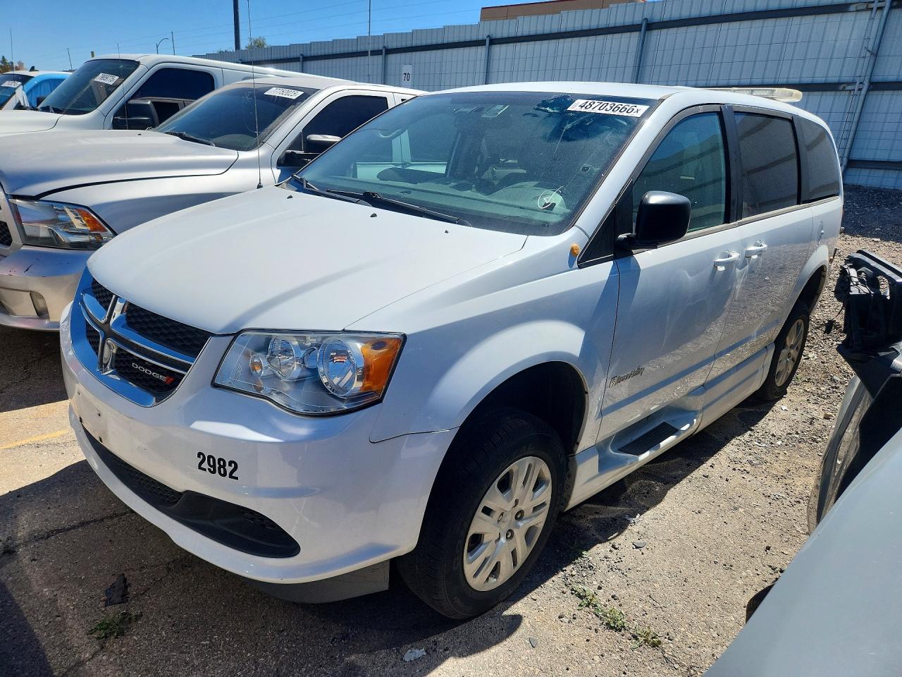 Salvage Dodge Caravan Image