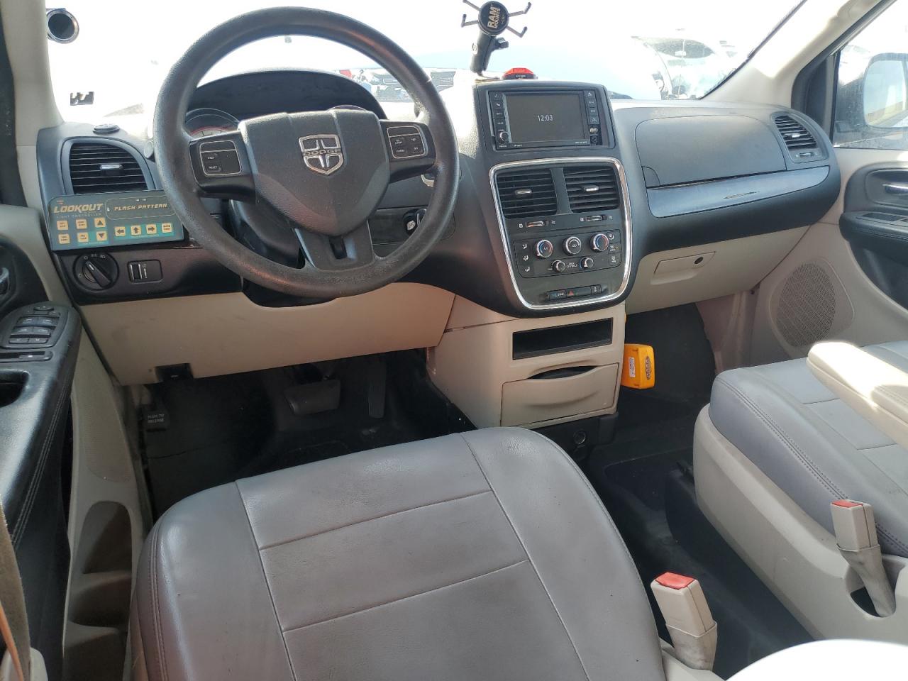 Dodge Caravan Se