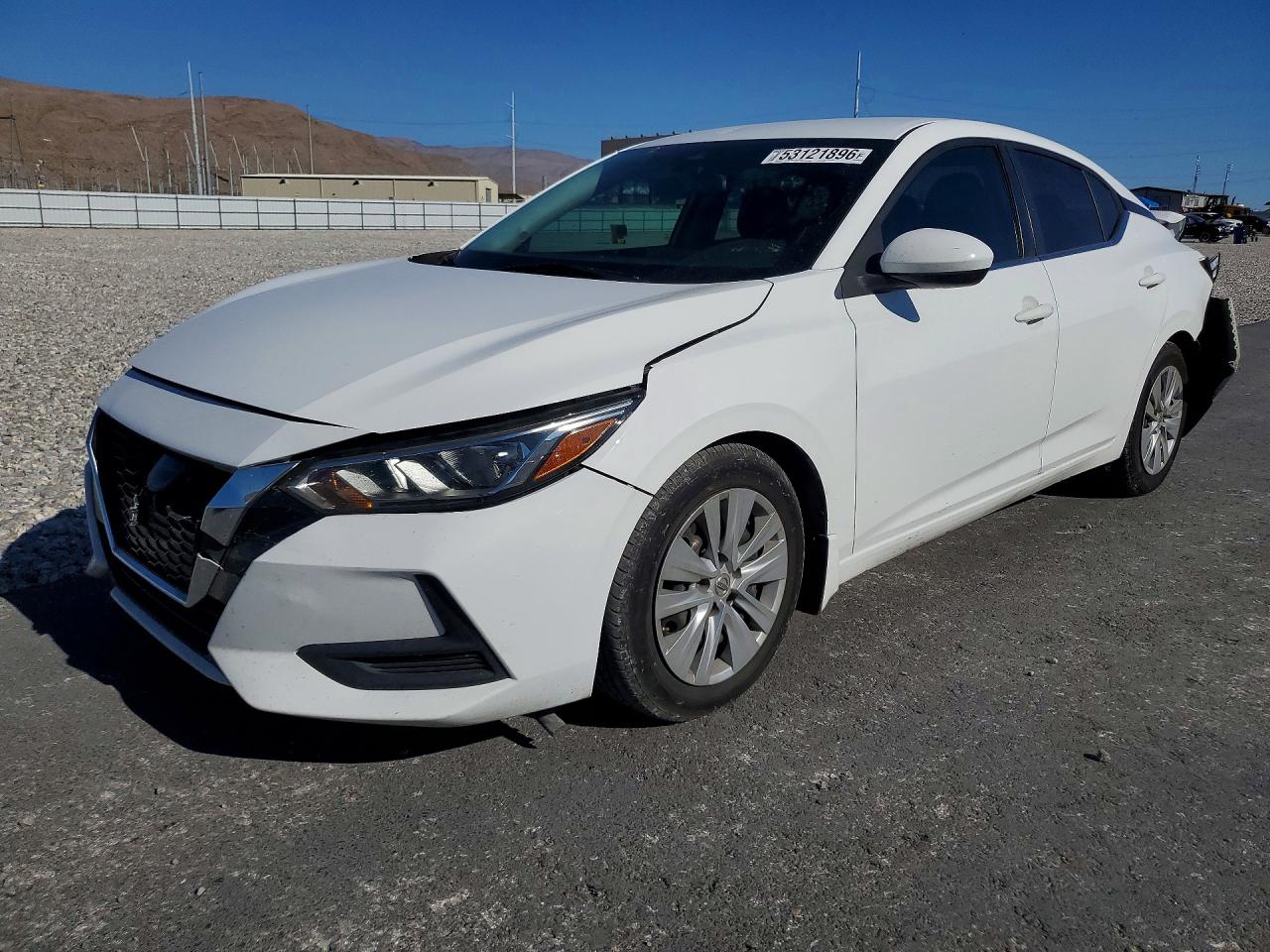 Salvage Nissan Sentra Image