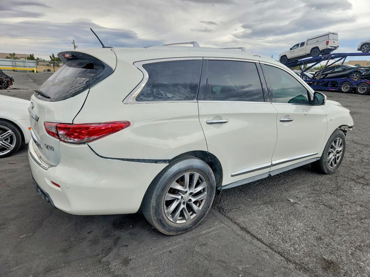 INFINITI Qx Base