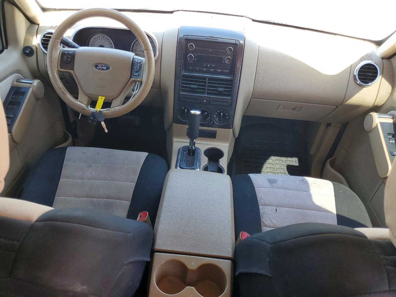 Ford Explorer Xlt
