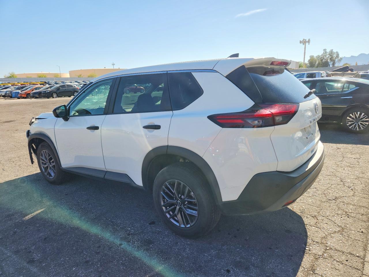 Nissan Rogue S