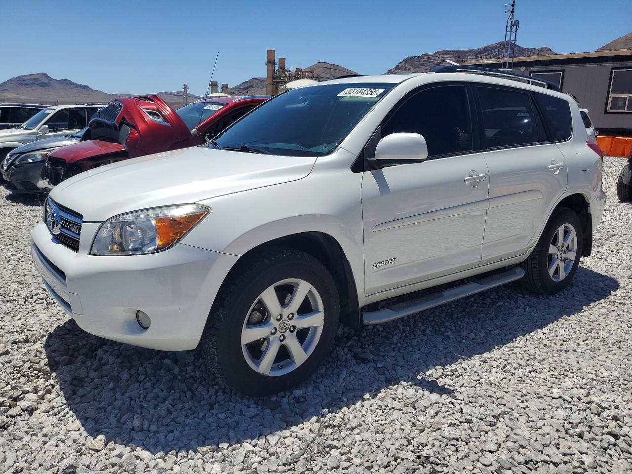 Salvage Toyota RAV4 Image