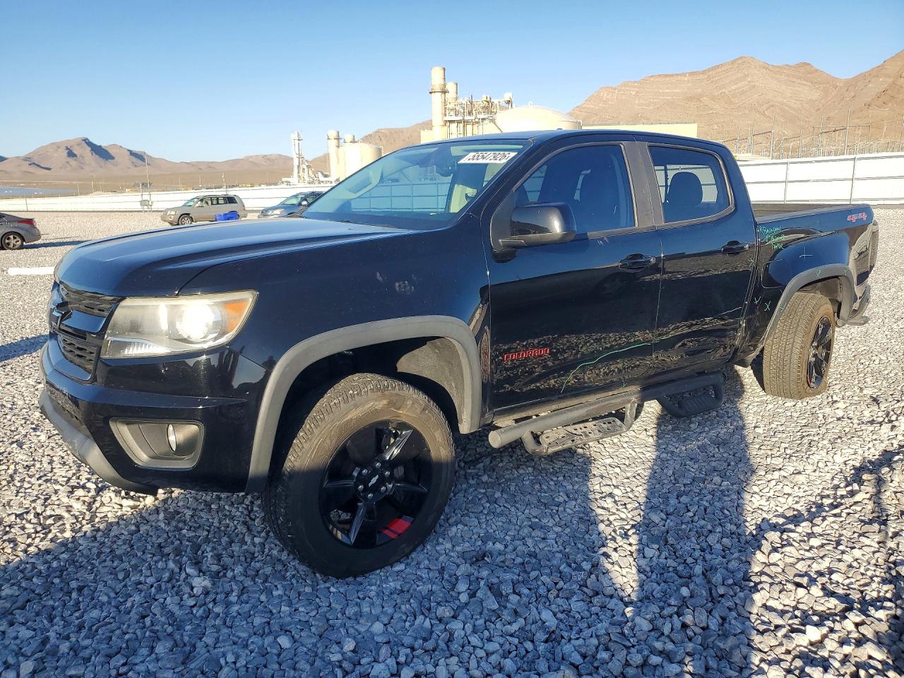 Salvage Chevrolet Colorado Image
