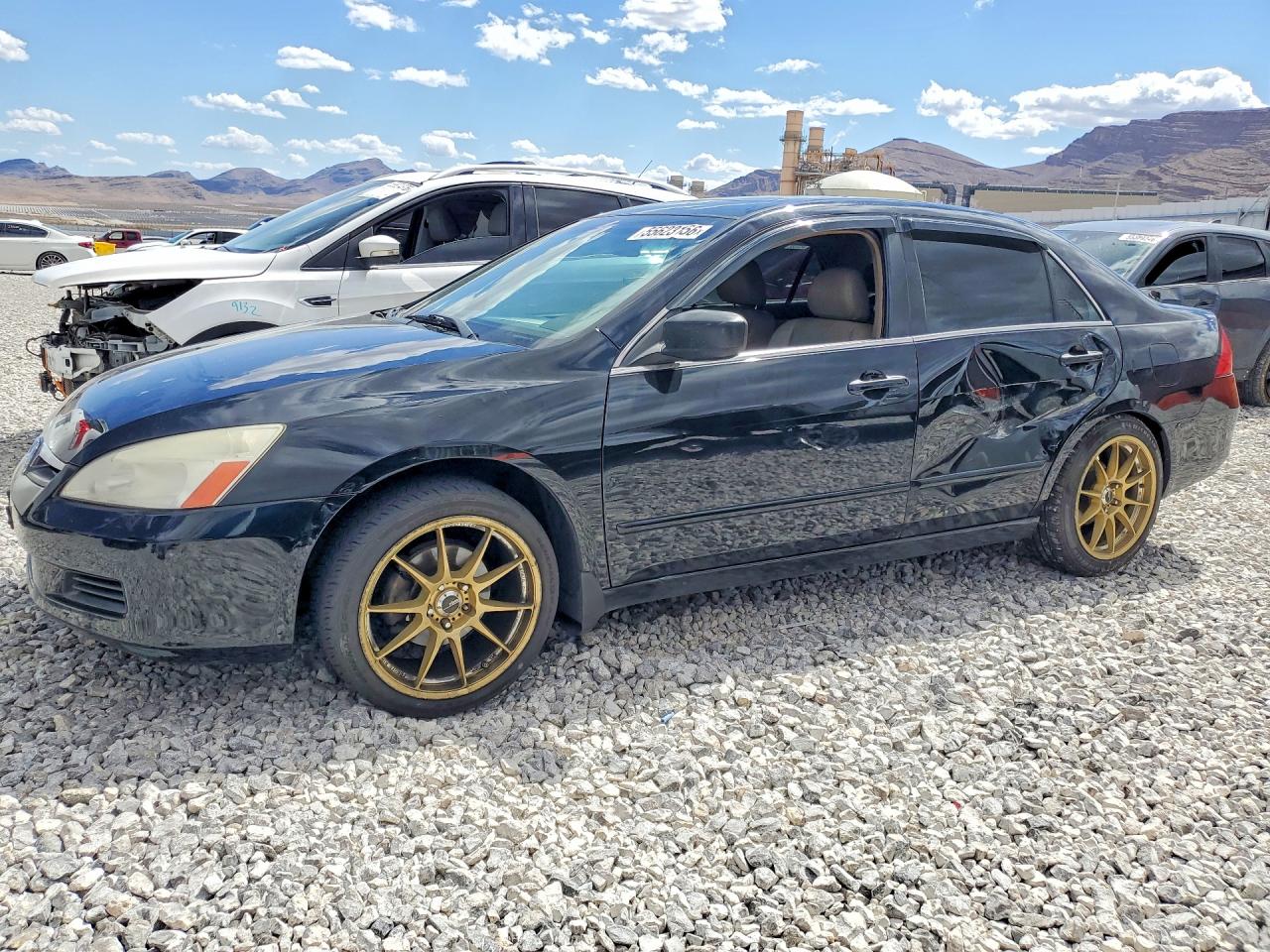 Salvage Honda Accord Image