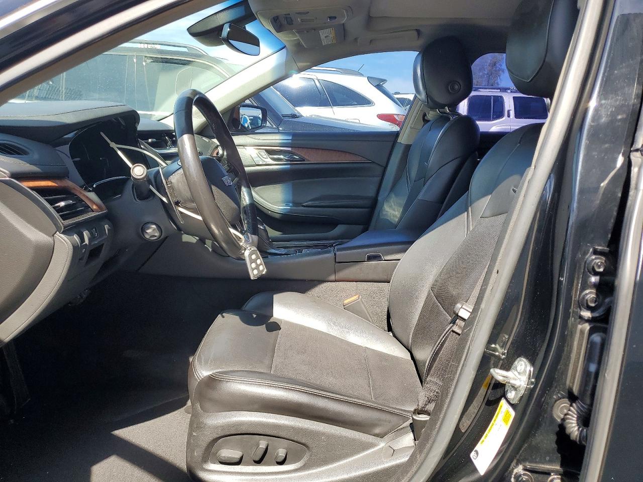 Cadillac CTS Luxury