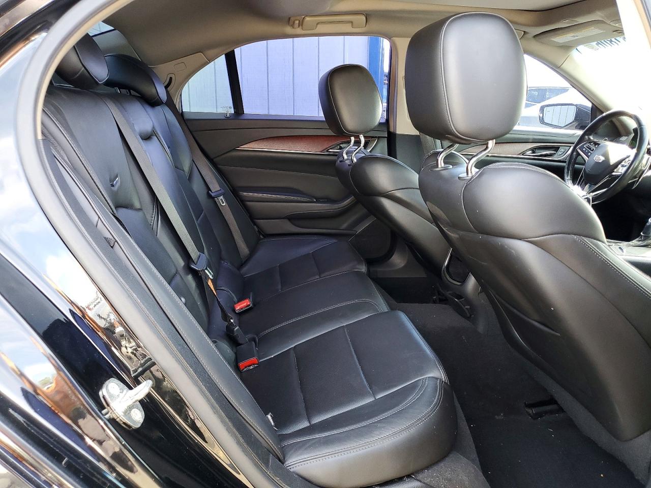 Cadillac CTS Luxury