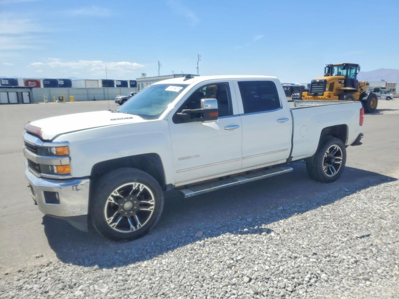 Salvage Chevrolet Silverado Image