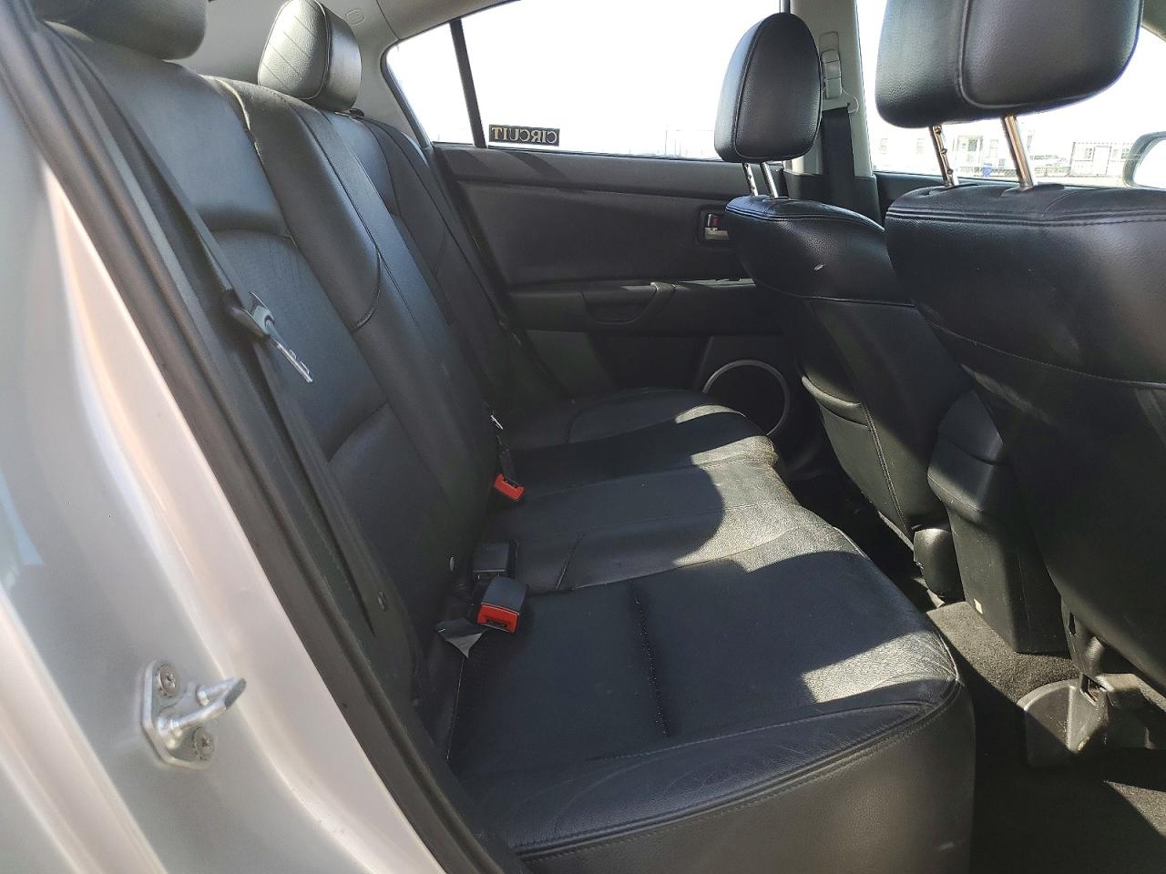 Mazda Mazda3 S