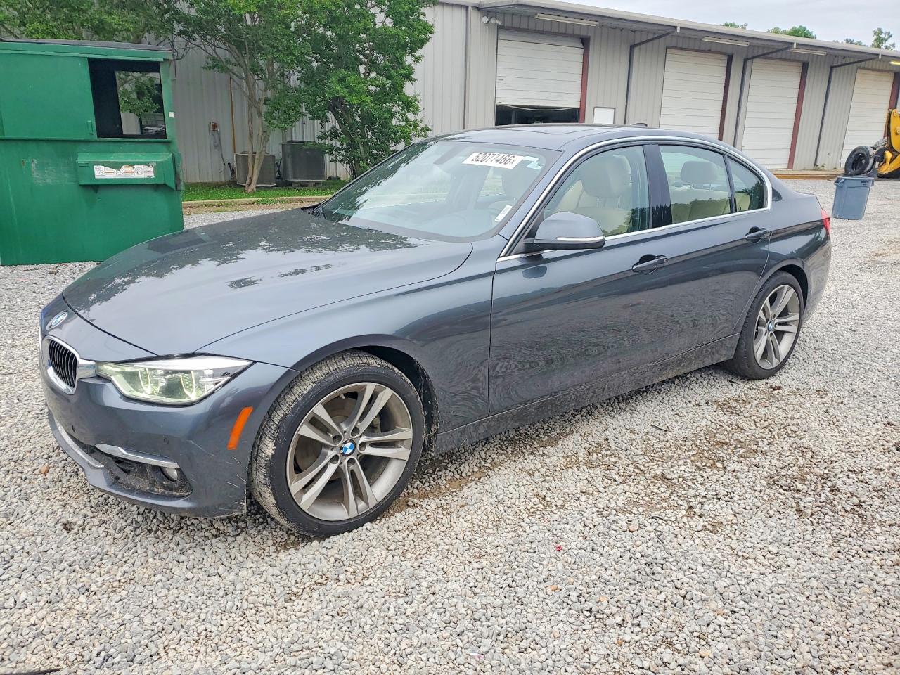 Salvage BMW 3 Series Image