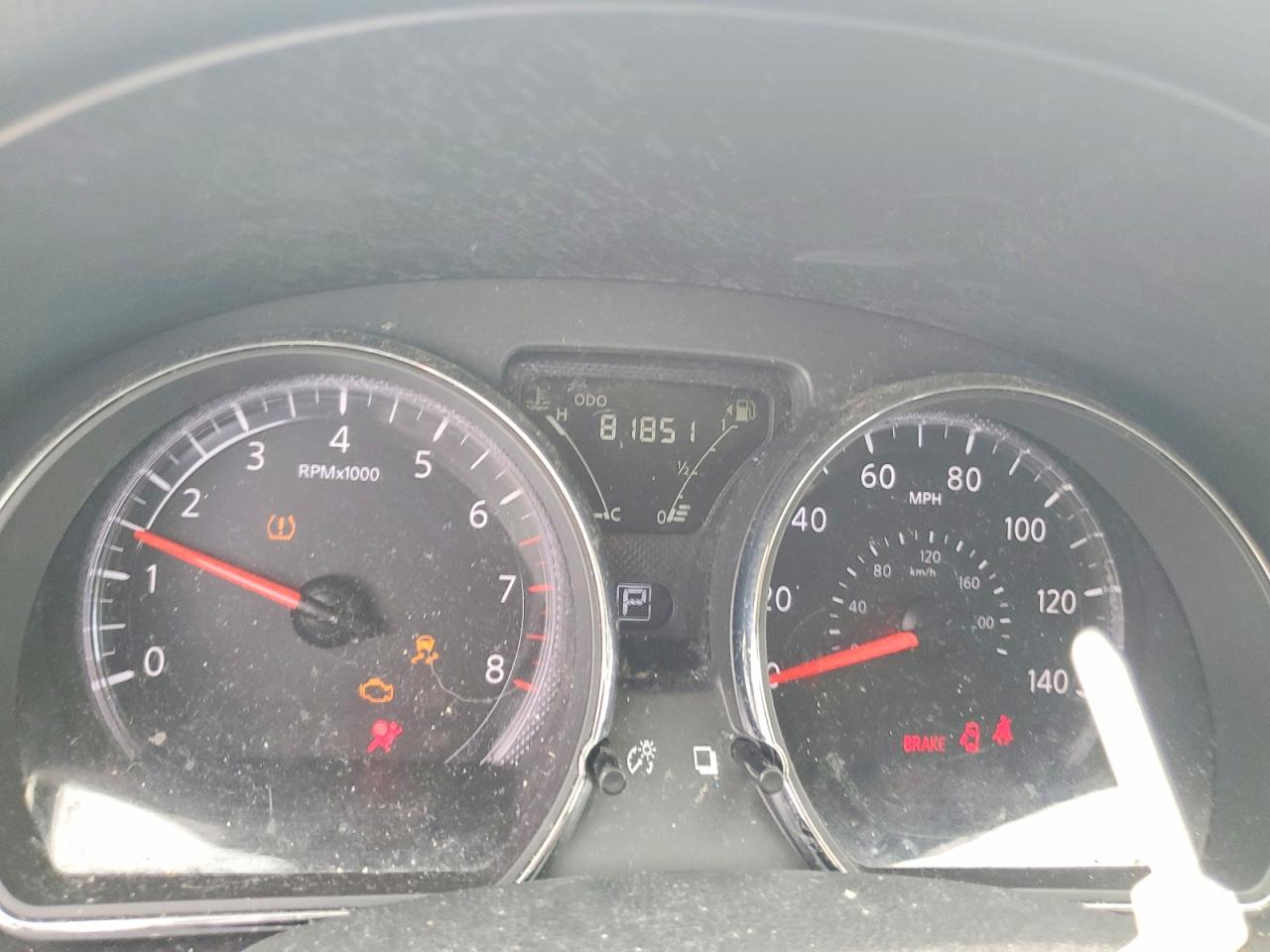 Nissan Versa 1.6 Sv