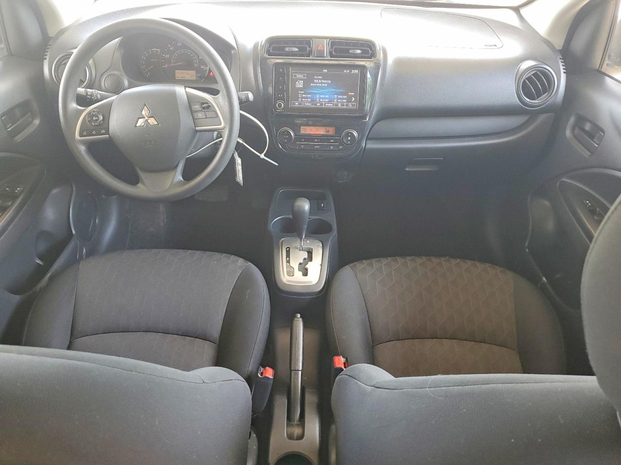 Mitsubishi Mirage Es