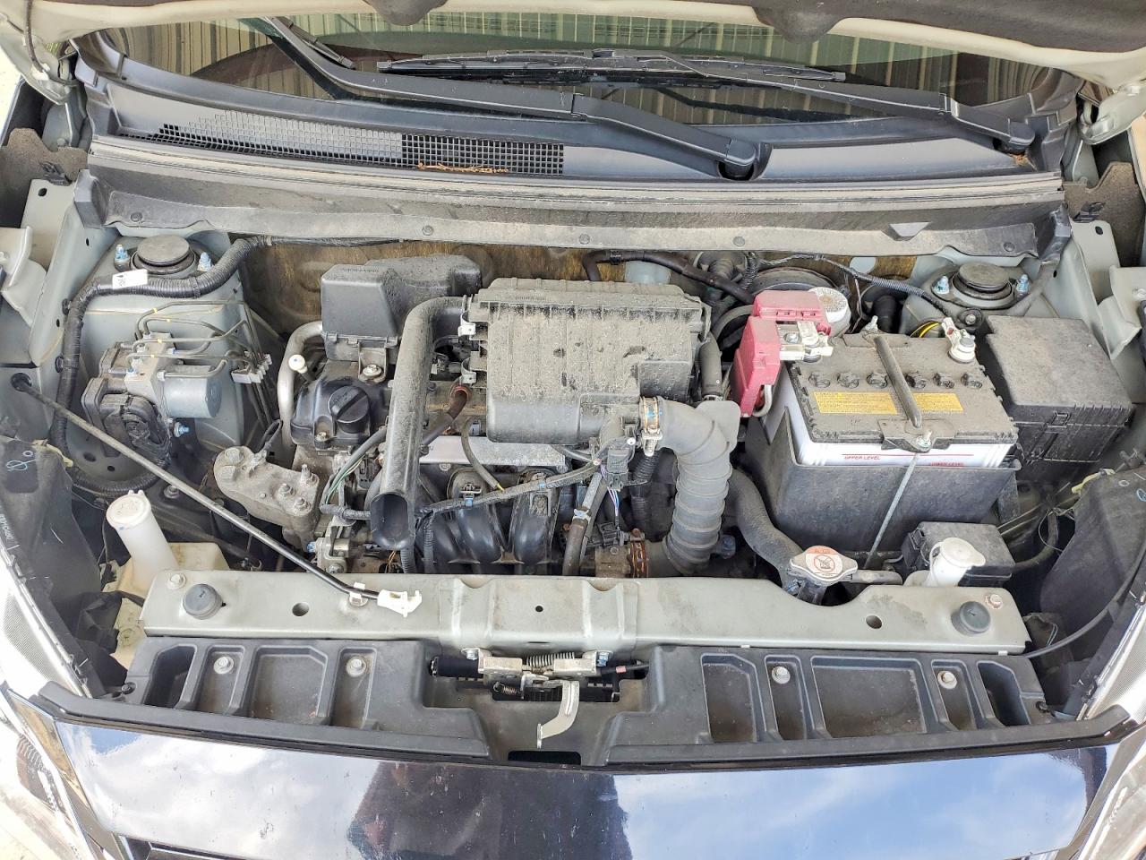 Mitsubishi Mirage Es