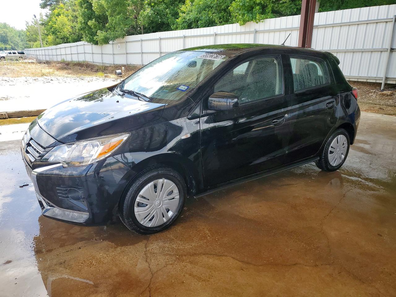 Salvage Mitsubishi Mirage Image
