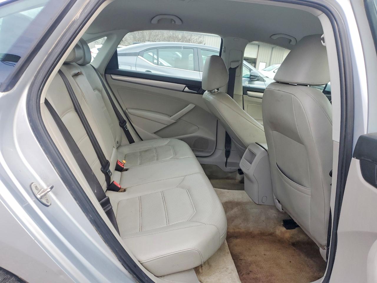 Volkswagen Passat S