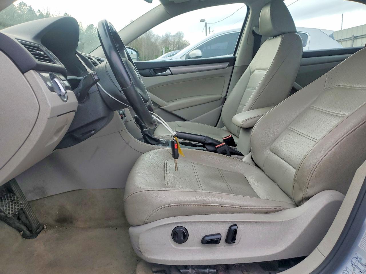 Volkswagen Passat S
