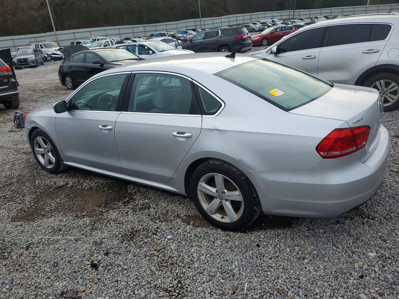 Volkswagen Passat S