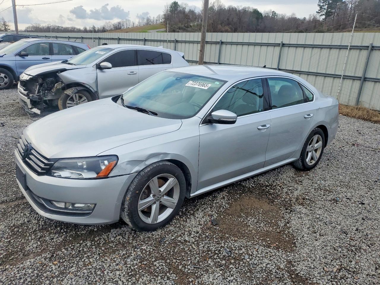 Salvage Volkswagen Passat Image