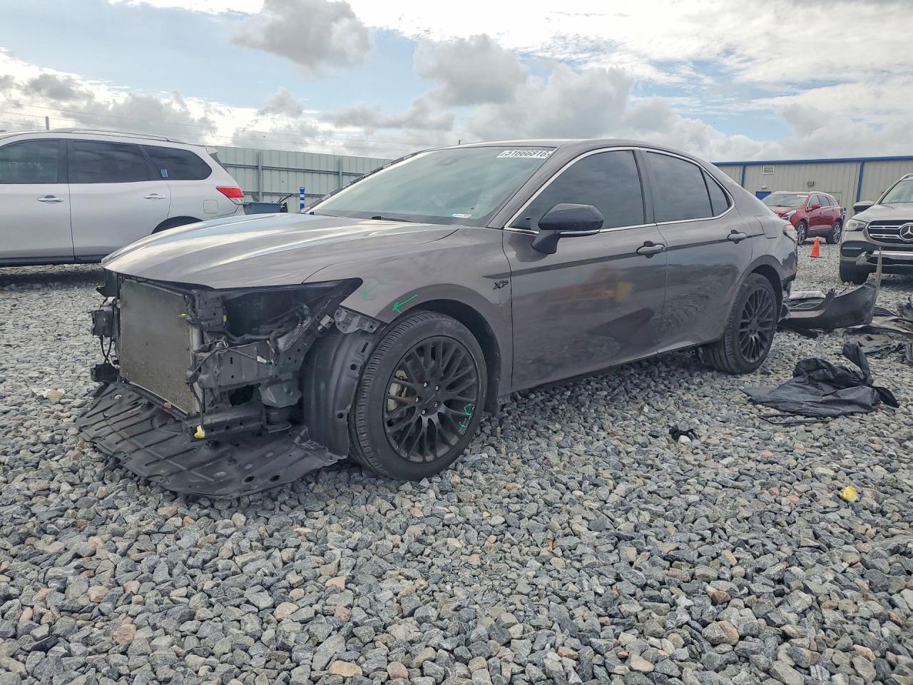 Salvage Toyota Camry Image