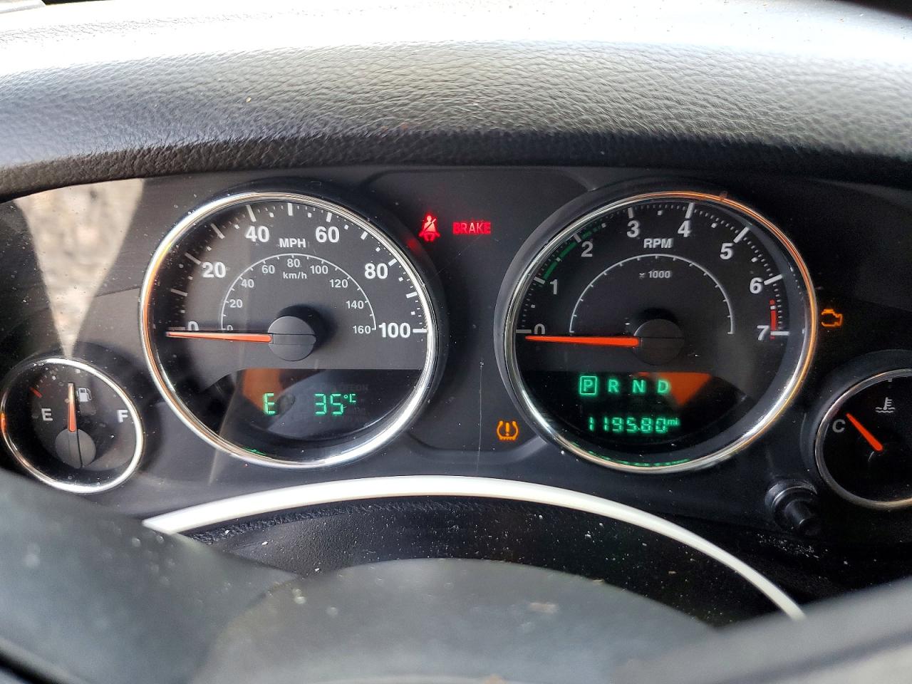 Jeep Wrangler Sport