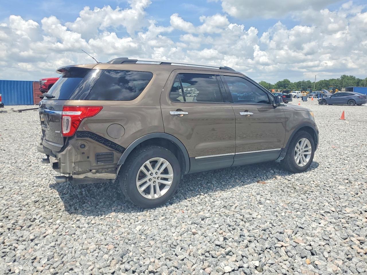 Ford Explorer Xlt