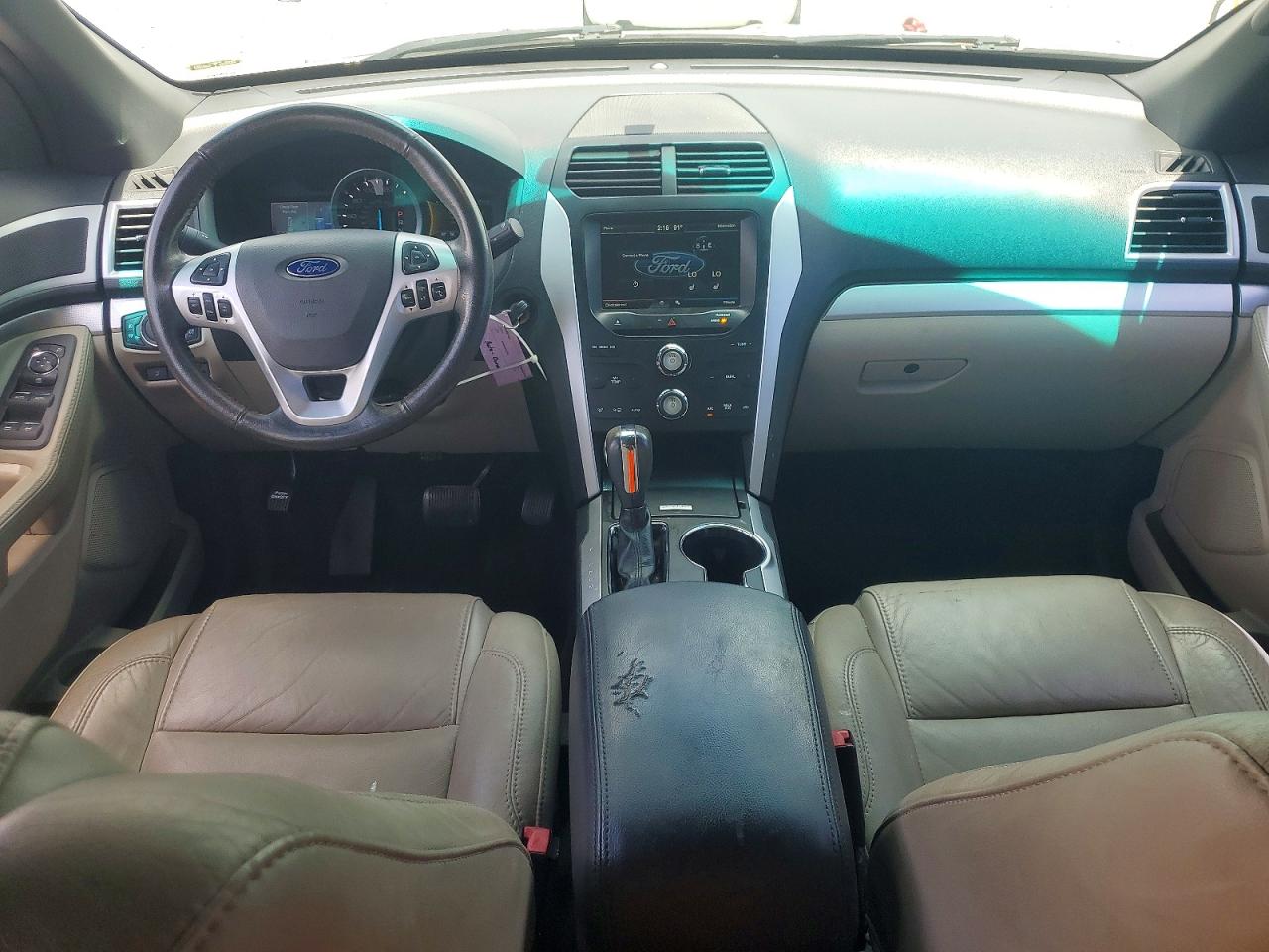Ford Explorer Xlt