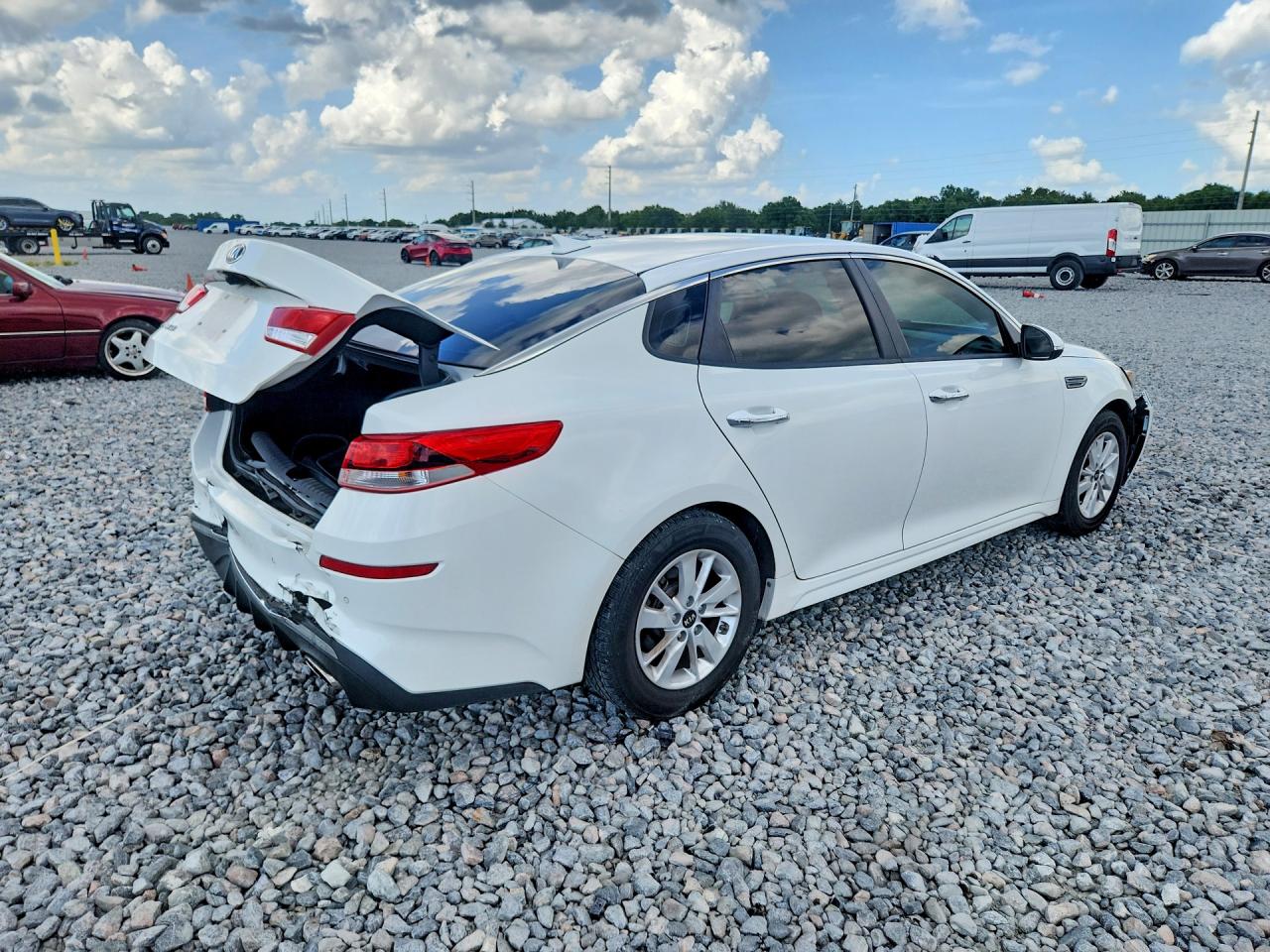 Kia Optima Lx