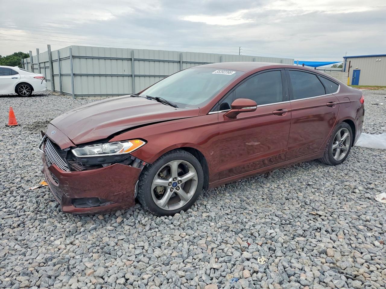 Salvage Ford Fusion Image